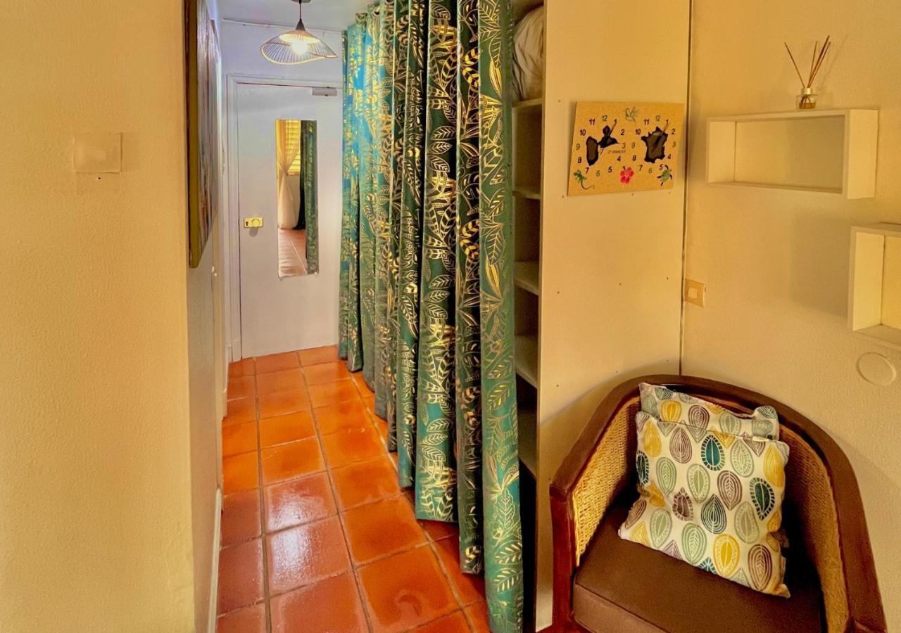 Chaleureux Studio 4 Personnes - Residence Anse Des Rochers - " Les Alizes Du Soir " Tout Equipe Et Citerne D'Eau Saint-Francois  Zewnętrze zdjęcie